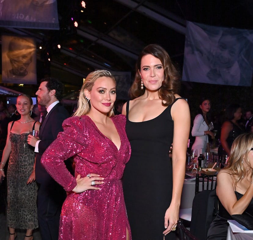 Hilary Duff let Mandy Moore stay at her house amid the Los Angeles wildfires.