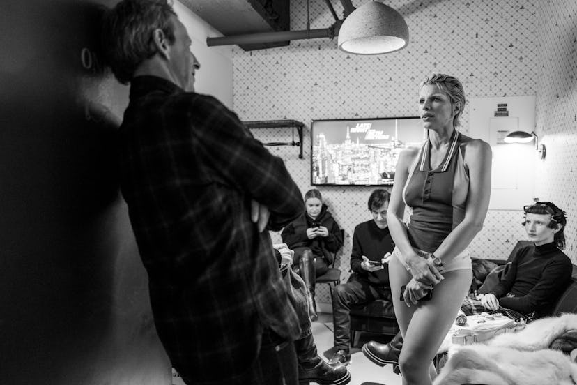 Seth Meyers talks with model Julia Fox backstage on January 21, 2025.