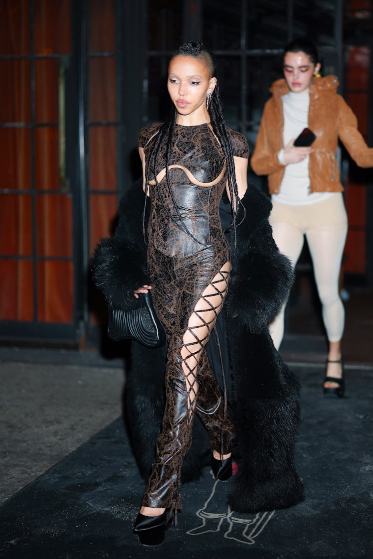 NEW YORK, NEW YORK - JANUARY 20: FKA Twigs seen on January 20, 2025 in New York City. (Photo by Aeon...