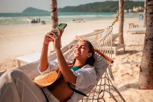 These three zodiac signs prefer slow, lazy vacations.