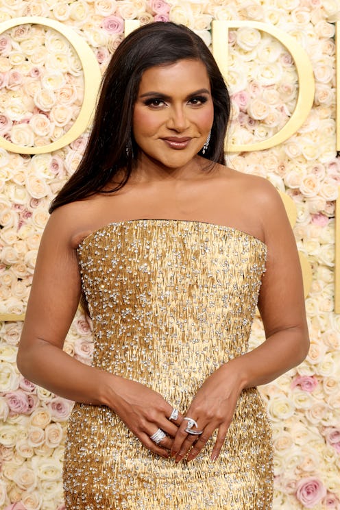 Mindy Kaling attends the 2025 Golden Globe Awards at The Beverly Hilton.