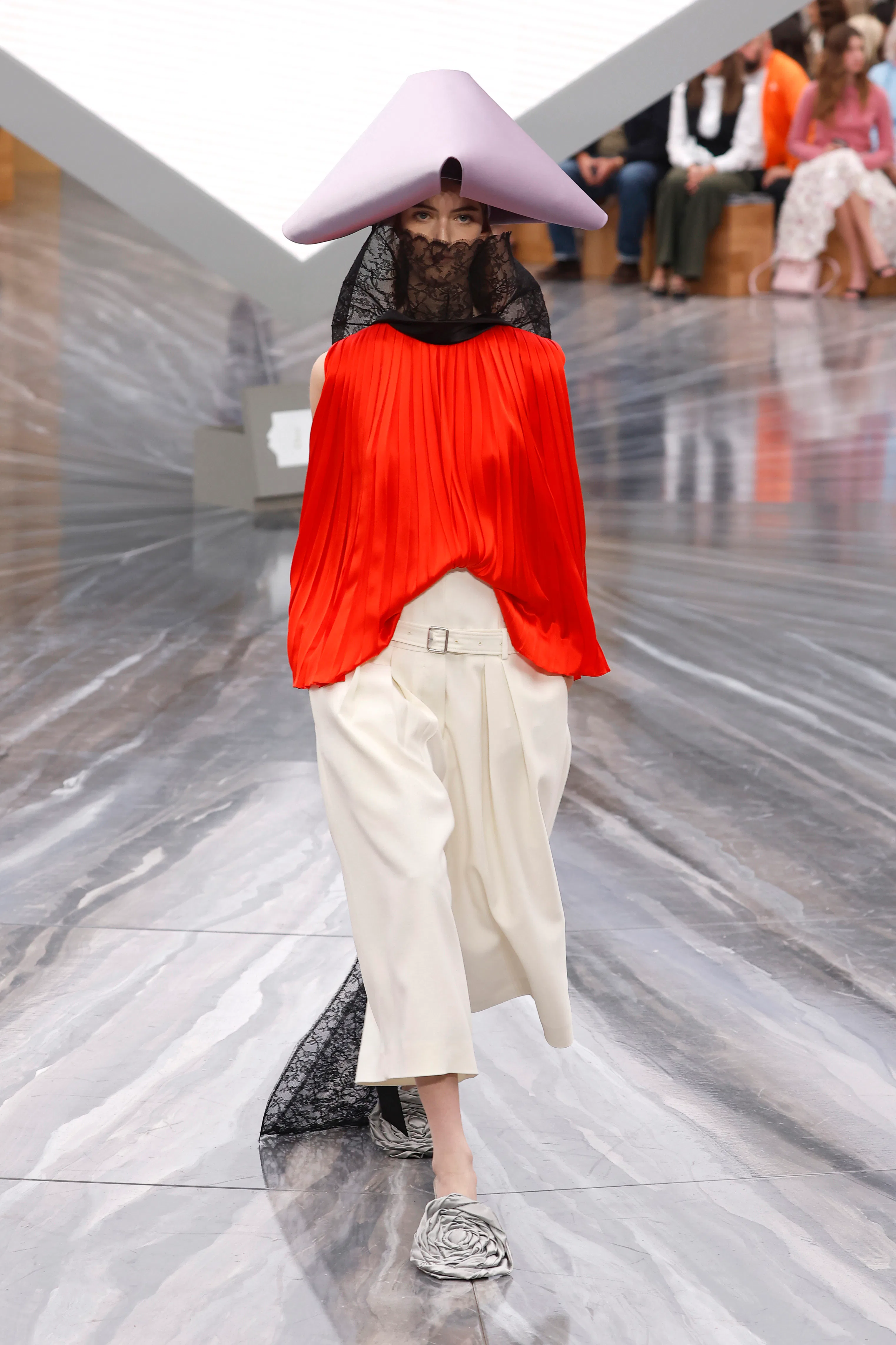 Dior's Spring/Summer 2026 Show Cast Jonathan Anderson's Fresh Vision ...