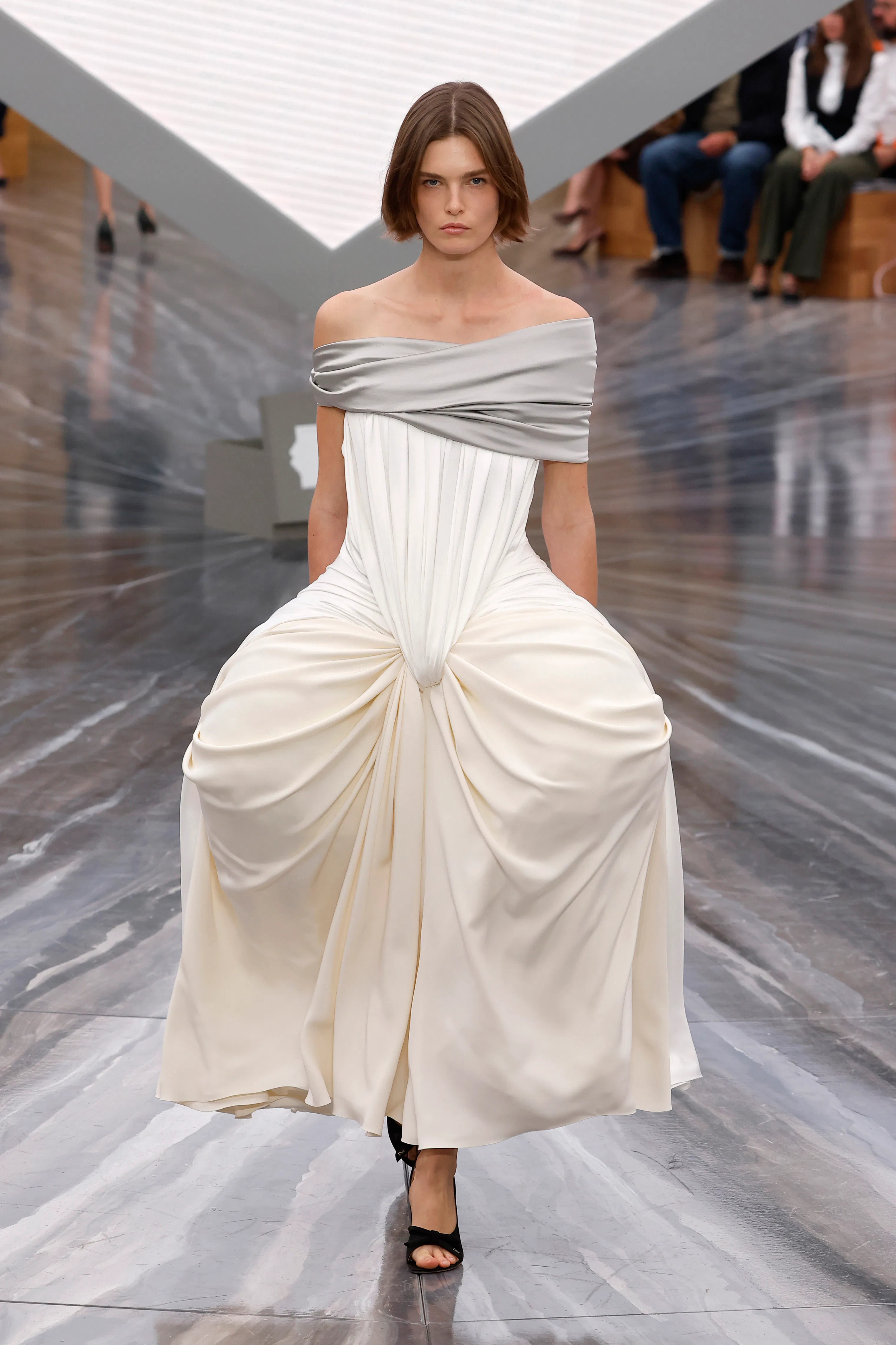 Dior's Spring/Summer 2026 Show Cast Jonathan Anderson's Fresh Vision ...