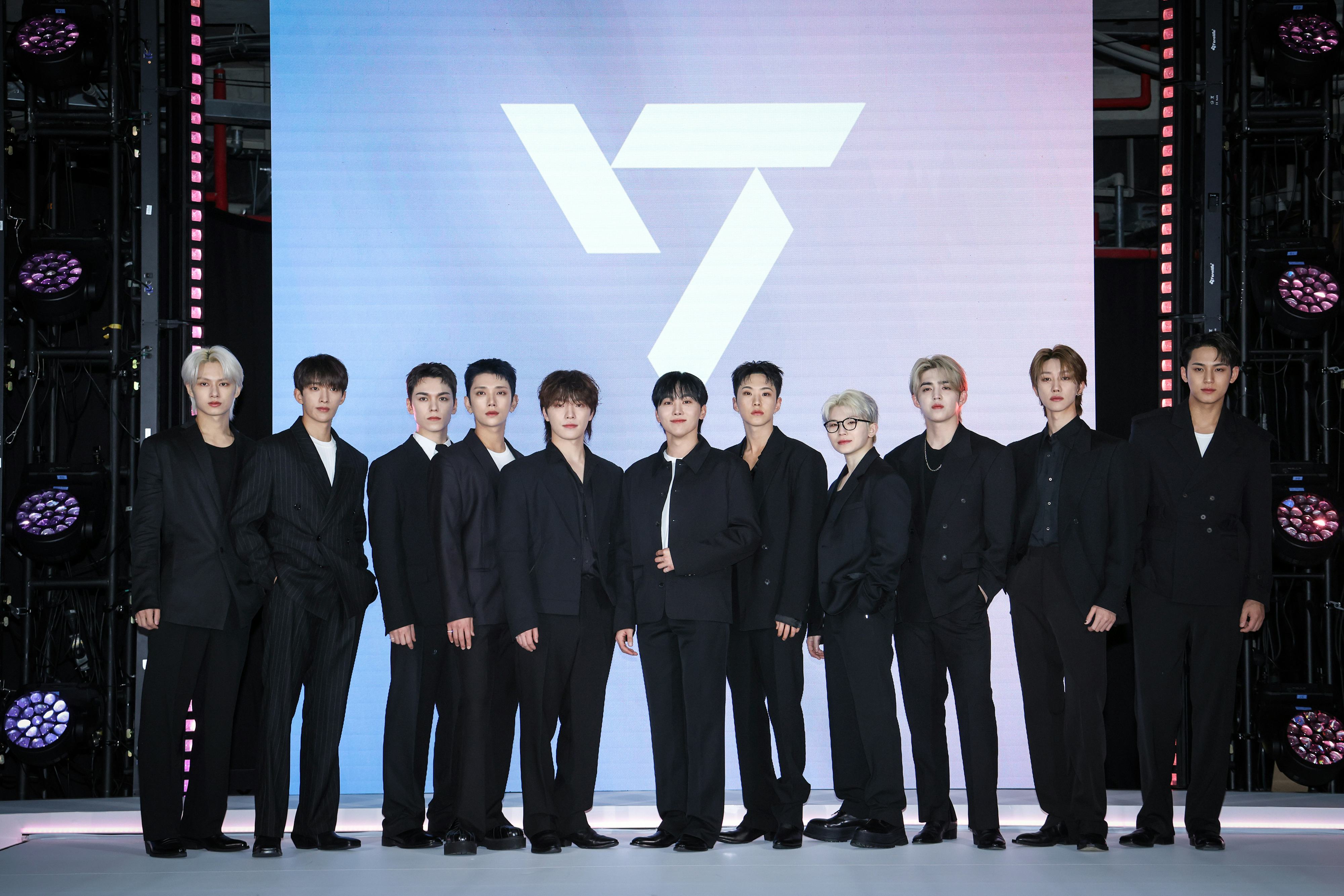 SEVENTEEN　LA POPUP ウジ K-Pop Group Seventeen to Bring 'The City' Experience Pop-Up