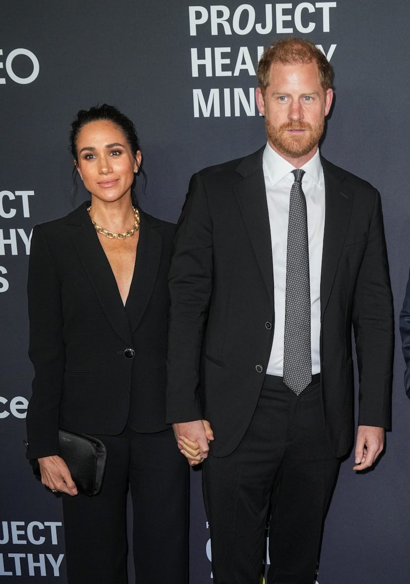 NEW YORK, NEW YORK - OCTOBER 09: (L-R) Meghan, Duchess of Sussex and Prince Harry, Duke of Sussex, a...