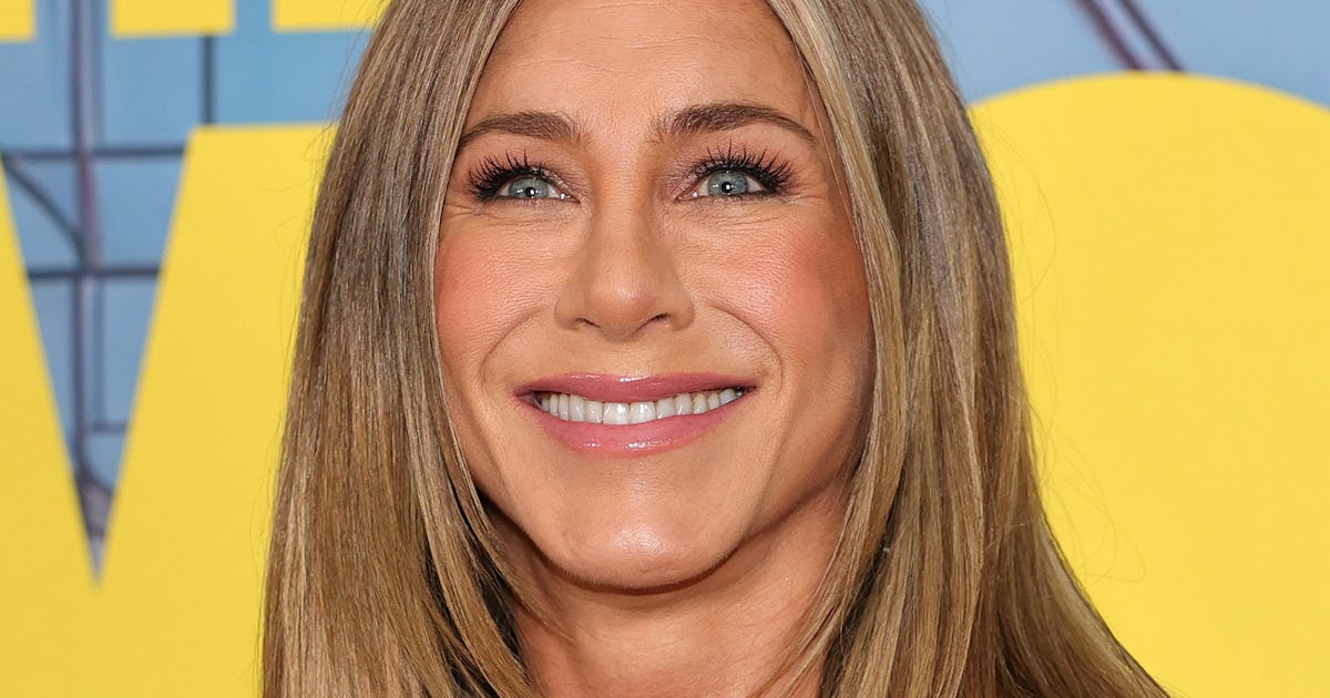 Jennifer Aniston's Whale Tail Thong Peeked Out Of Her Low-Rise Workout Clothes