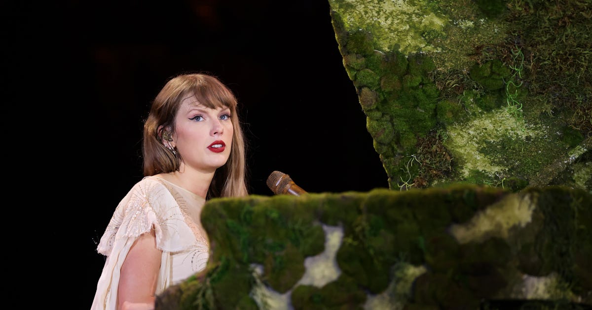 "Ruin The Friendship" Is One Of Taylor Swift's Most Devastating Songs Yet