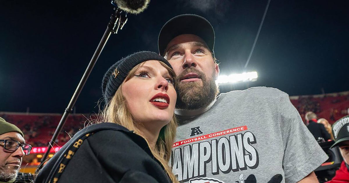 https://imgix.bustle.com/uploads/getty/2025/10/2/72db2626/taylor-swift-left-kansas.jpg?w=1200&h=630&fit=crop&crop=focalpoint&fm=jpg&fp-x=0.4884&fp-y=0.3411
