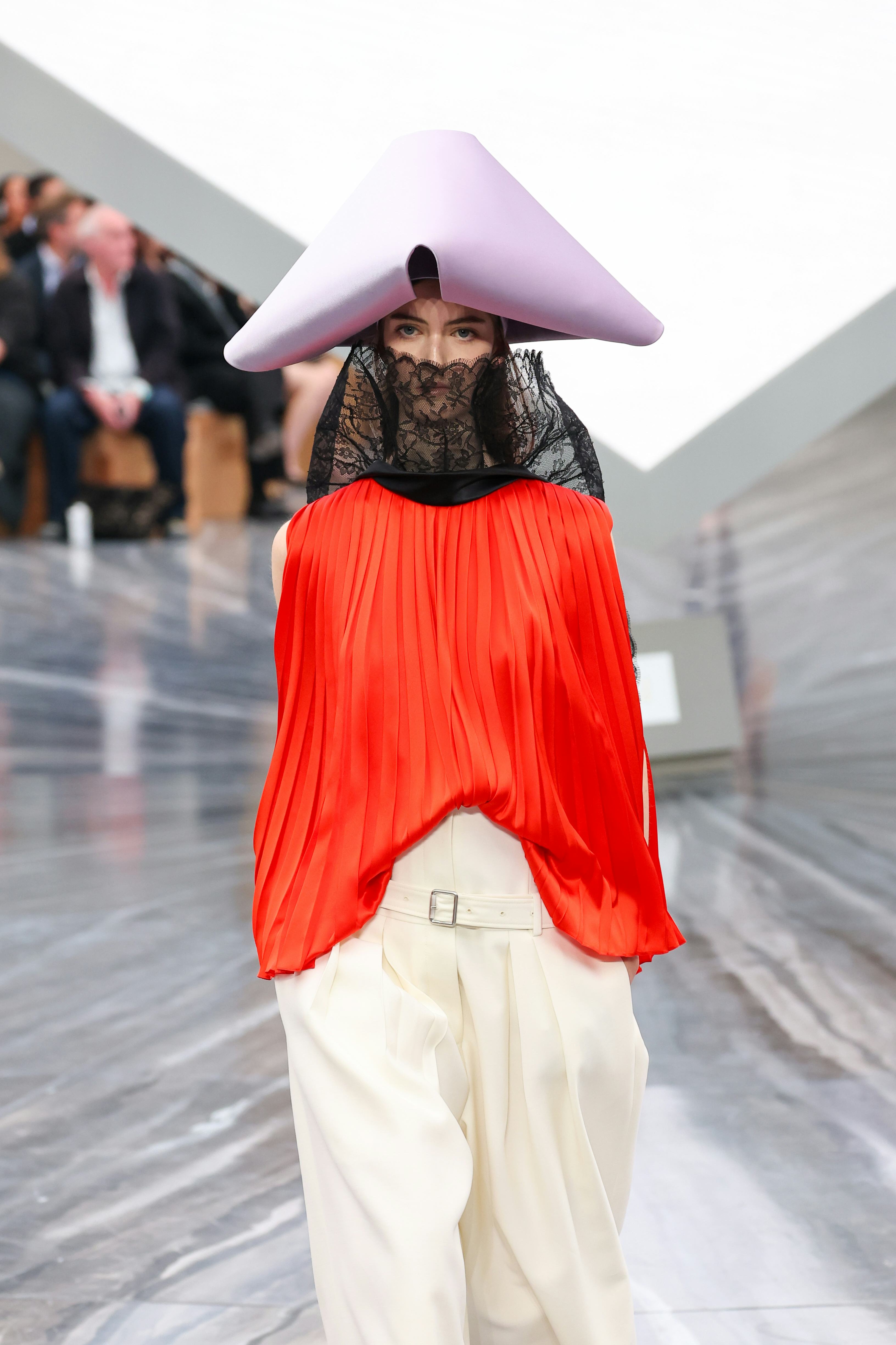 PARIS, FRANCE - OCTOBER 01: (EDITORIAL USE ONLY - For Non-Editorial use please seek approval from Fa...