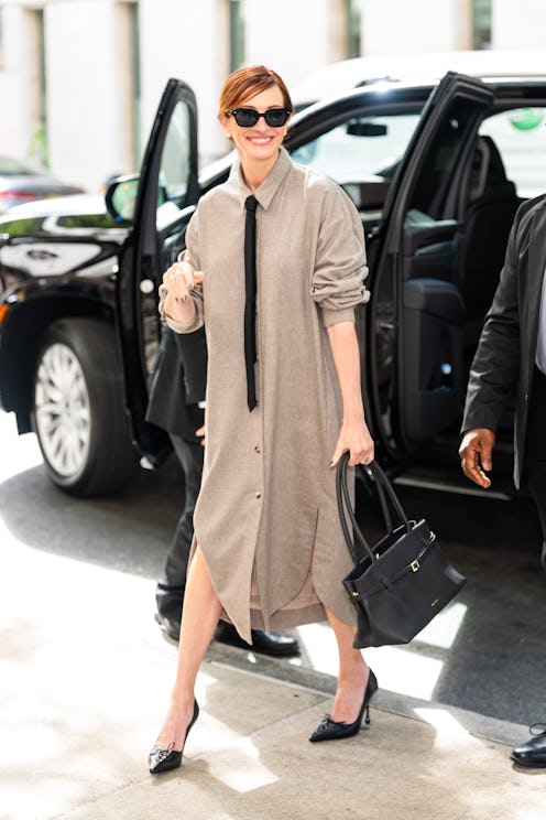 Julia Roberts street style