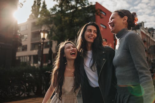 These are the zodiac signs you need in your close friend group