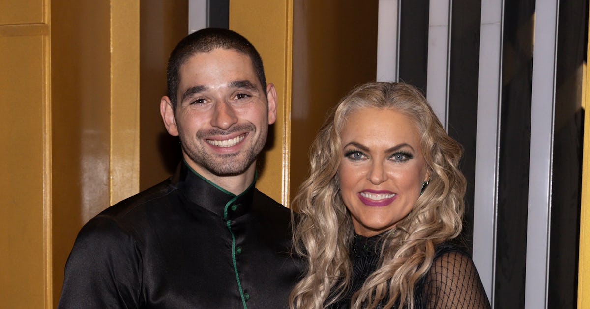 Elaine Hendrix Brought Judges To Tears On 'DWTS'
