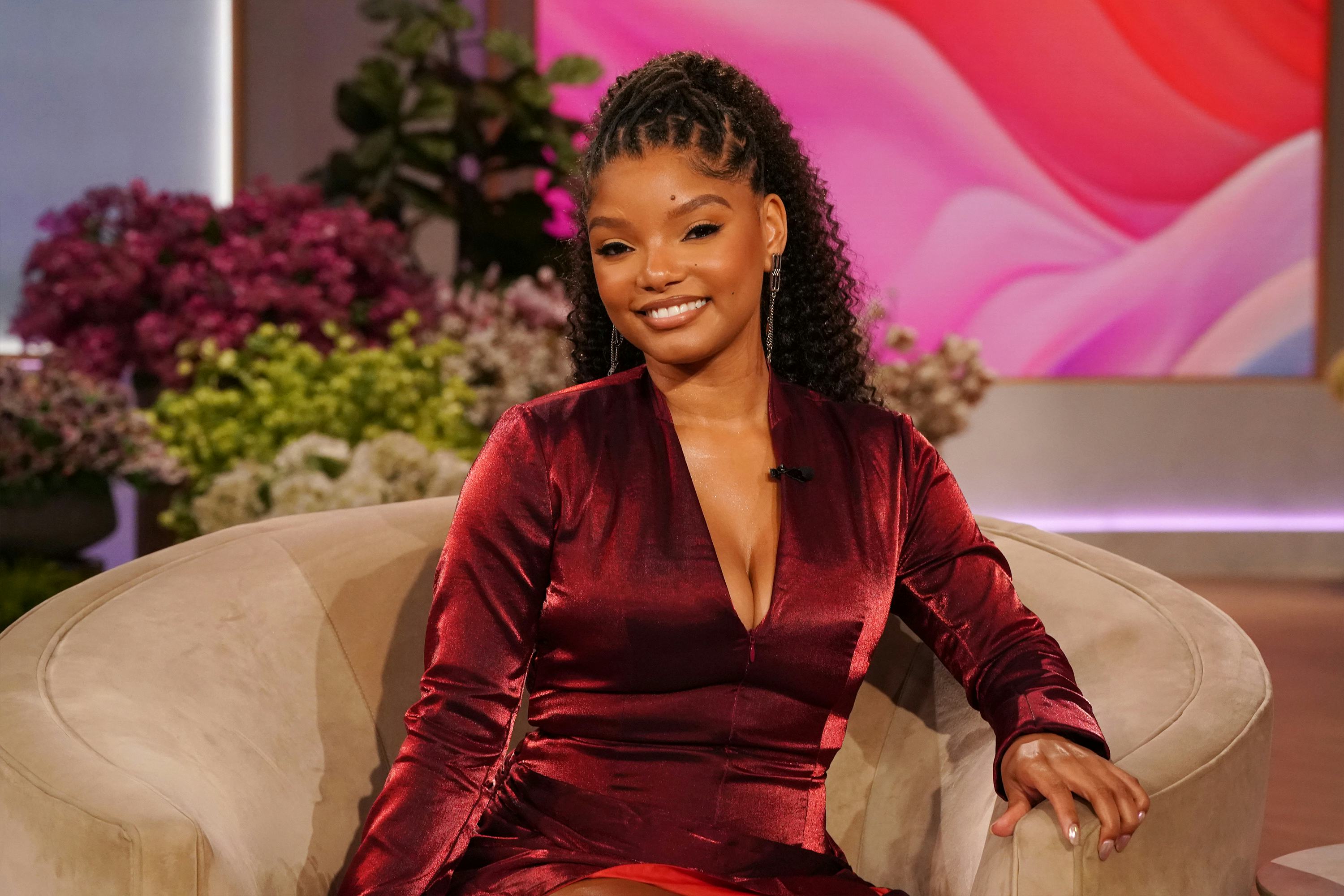 BURBANK, CALIFORNIA - October 22, 2025: Halle Bailey appears on "The Jennifer Hudson Show" airing Oc...