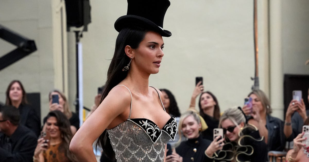 The ‘Vogue’ World 2025 Best Celebrity Fashion Moments The ‘Vogue’ World 2025 Best Celebrity Fashion Moments