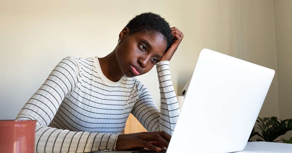 What Is "Job Hugging?" The Phenomenon Might Be Hindering Your Potential