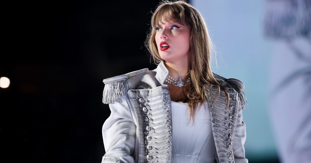 Taylor Swift Shut Down A "Shockingly Offensive" Theory About Her New Album