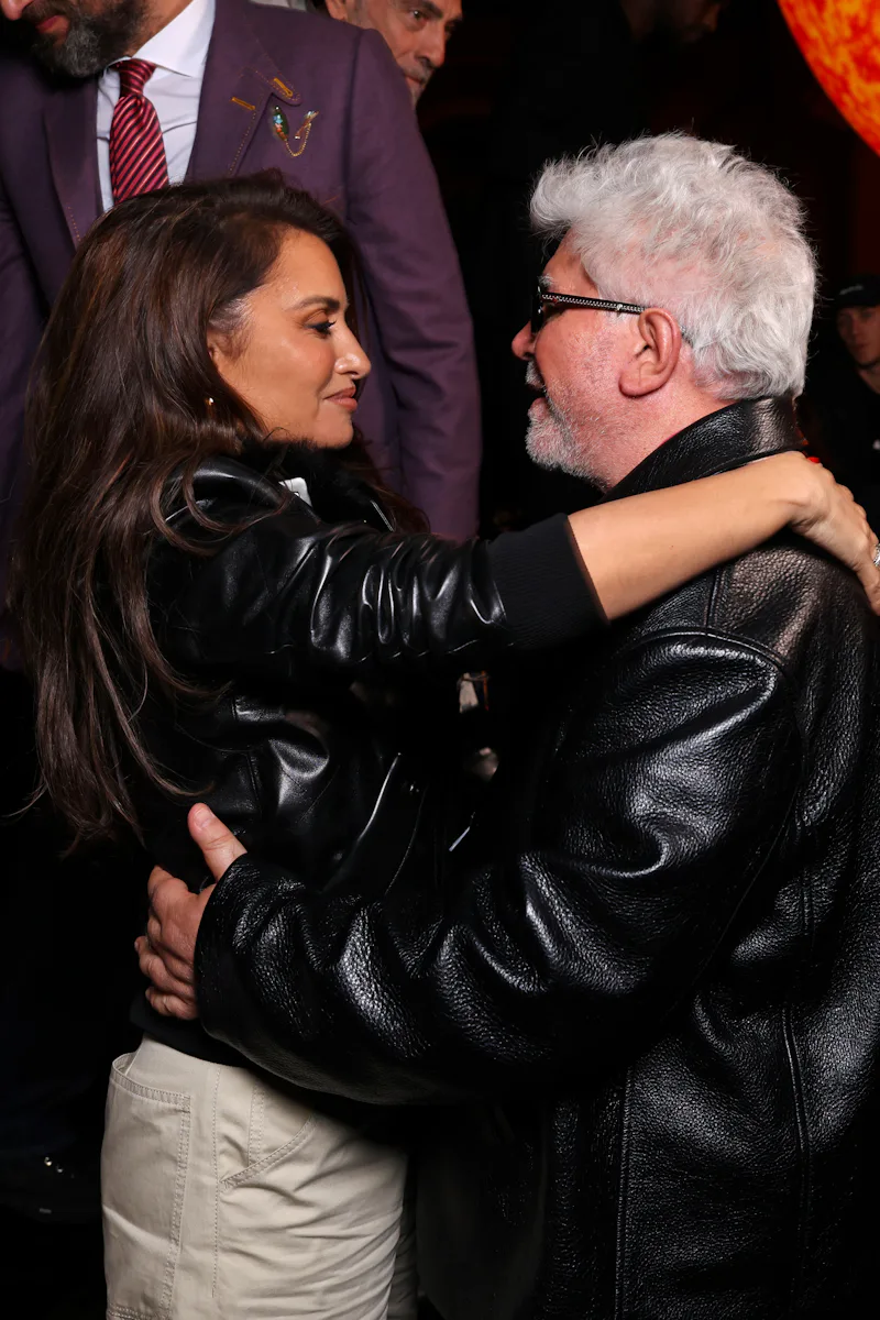 It's A New Dawn, It's A New Day At Chanel! See The Major Celebrity Turnout For Matthieu's Debut Here 4 Penelope cruz pedro almodóvar.