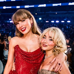 LOS ANGELES, CALIFORNIA - FEBRUARY 02: (L-R) Taylor Swift and Sabrina Carpenter attend the 67th Annu...