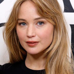 NEW YORK, NEW YORK - NOVEMBER 03: Jennifer Lawrence attends the 2025 CFDA Awards Winners' Walk at Am...