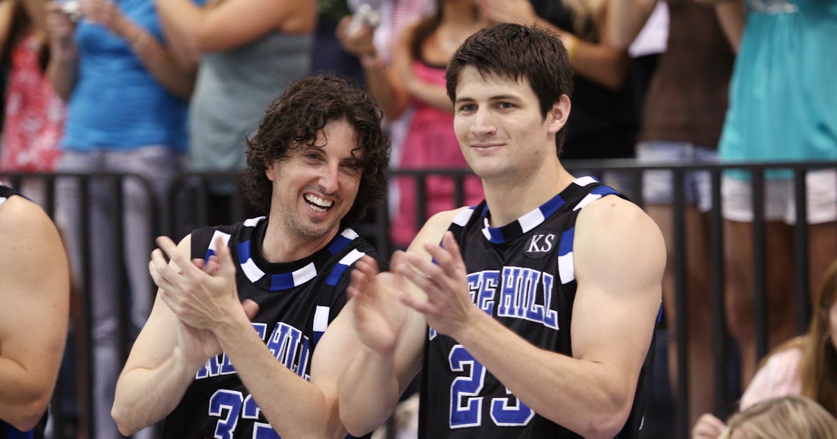 A 'One Tree Hill' Fan Called Out The Show's Most Bizarre Extras