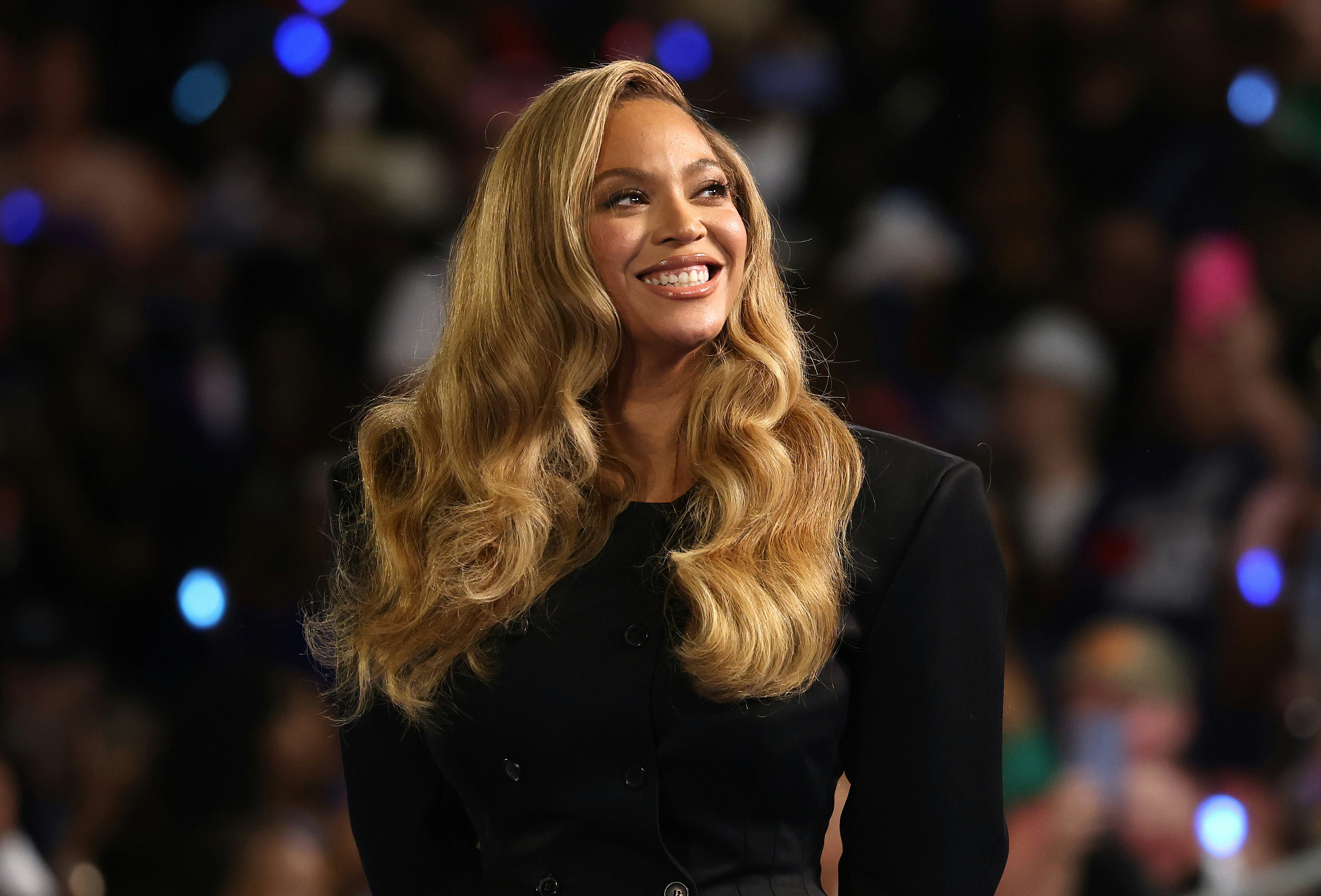 HOUSTON, TEXAS - OCTOBER 25: Beyoncé looks on during a campaign rally with Democratic presidential n...