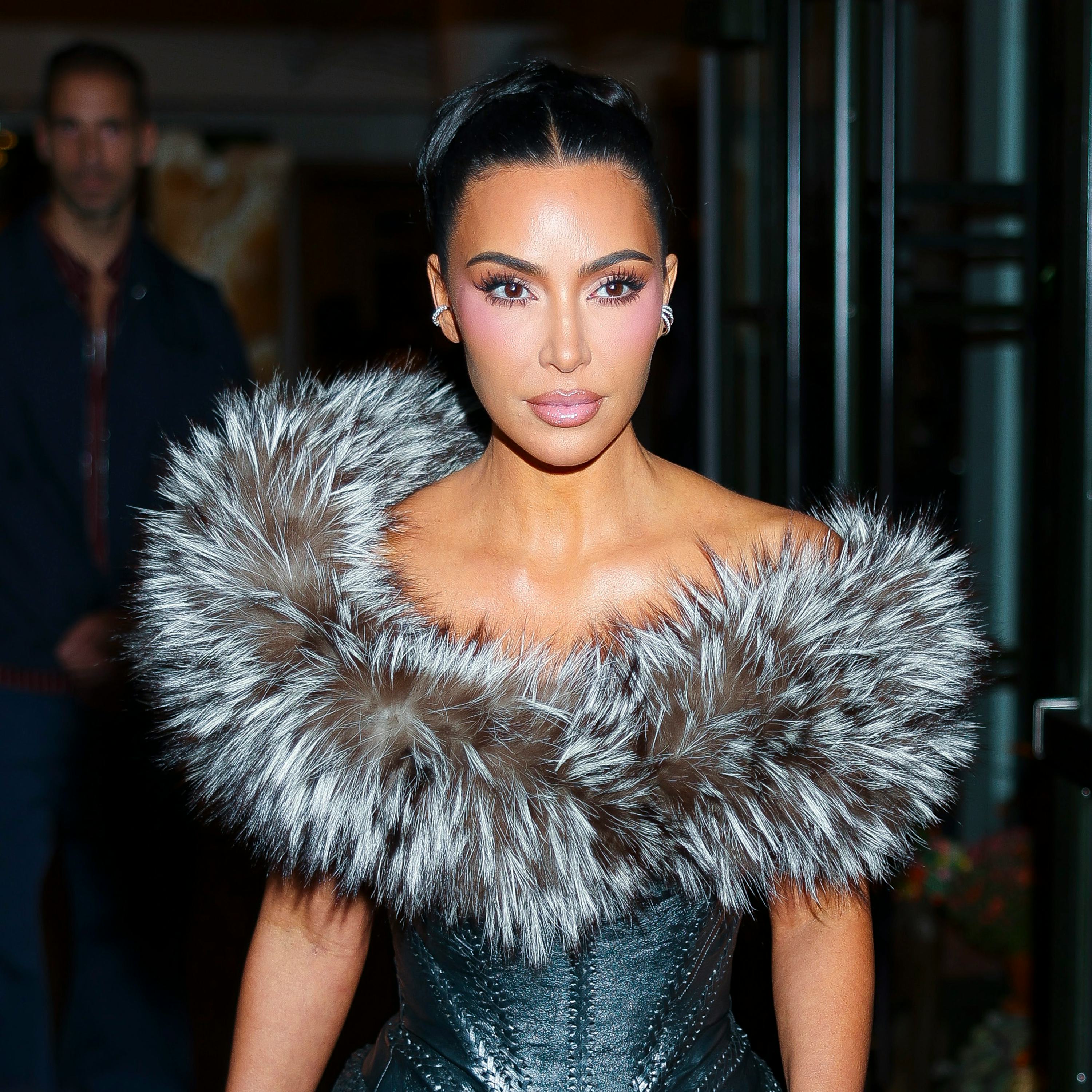 Kim Kardashian Went Braless In A Slinky Cutout Gown On The Red Carpet