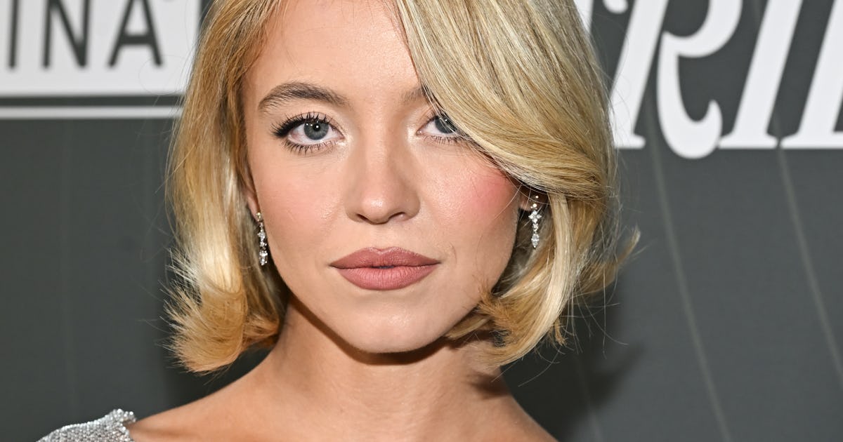 Sydney Sweeney's Cleavage-Baring LBD Was So Gothic