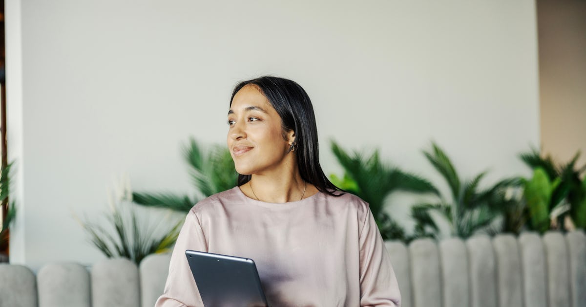 Your Tarot Reading For The Week Of November 17 - 23