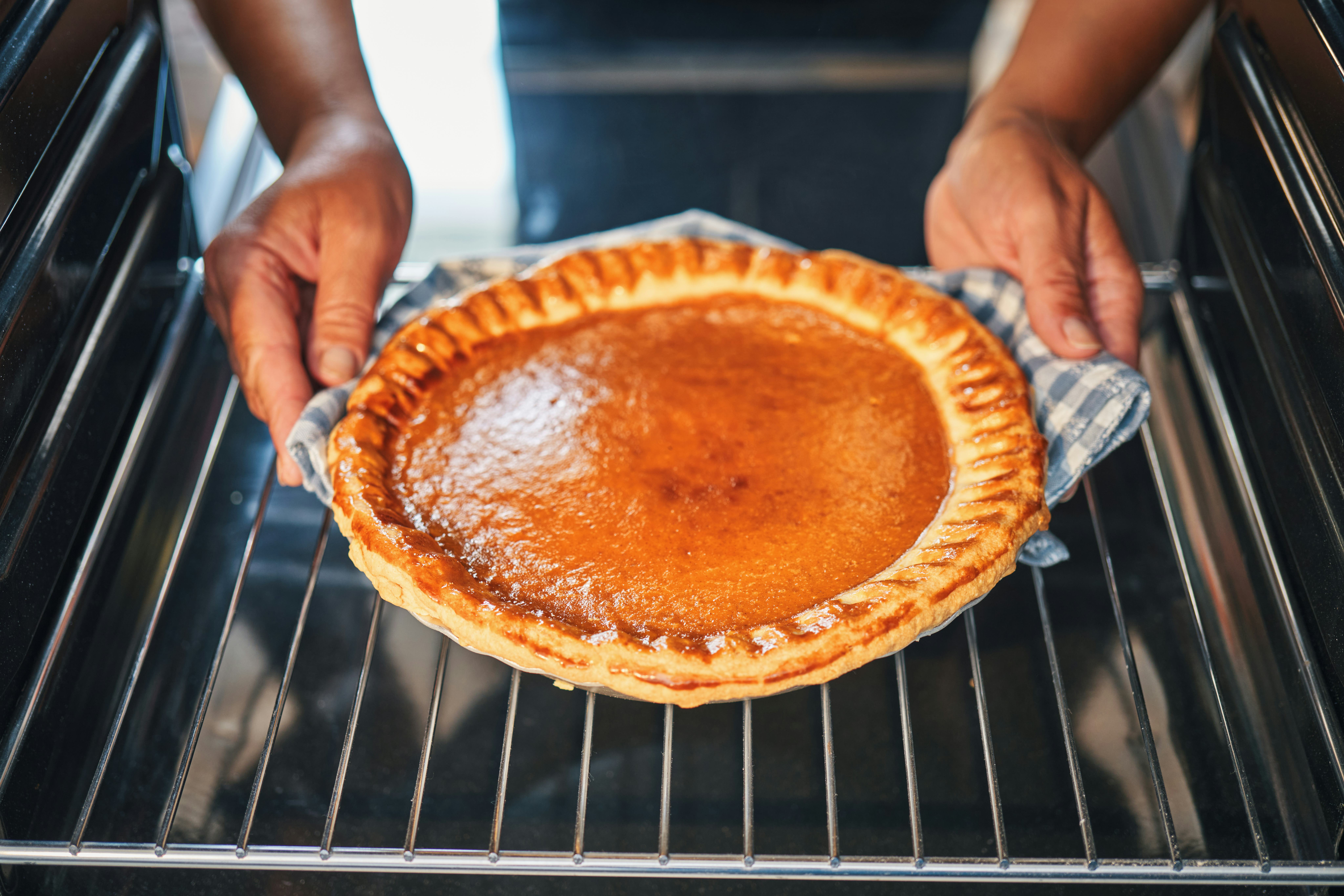 The Thanksgiving Group Chat Is Going Off The Rails