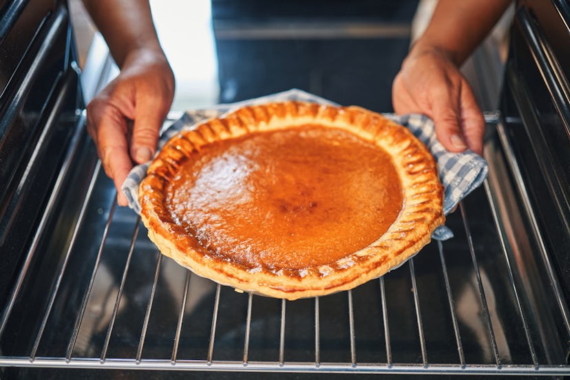 The Thanksgiving Group Chat Is Going Off The Rails