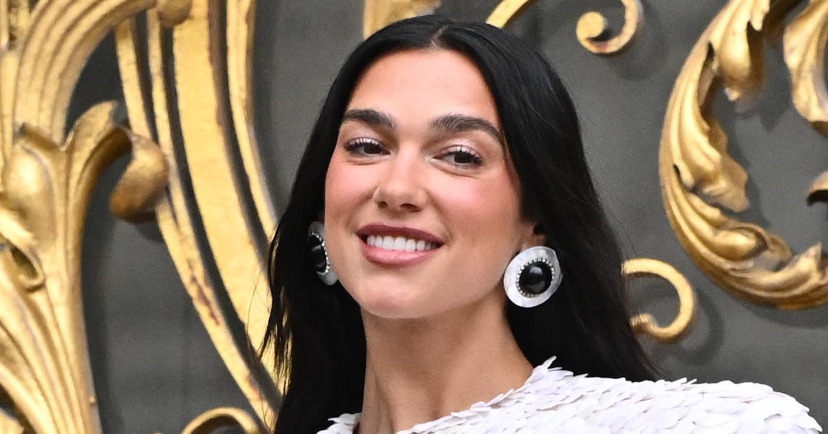 Dua Lipa Paired A Lacy Corset With 1 Of Fall 2025's Fave Animal Print Bags