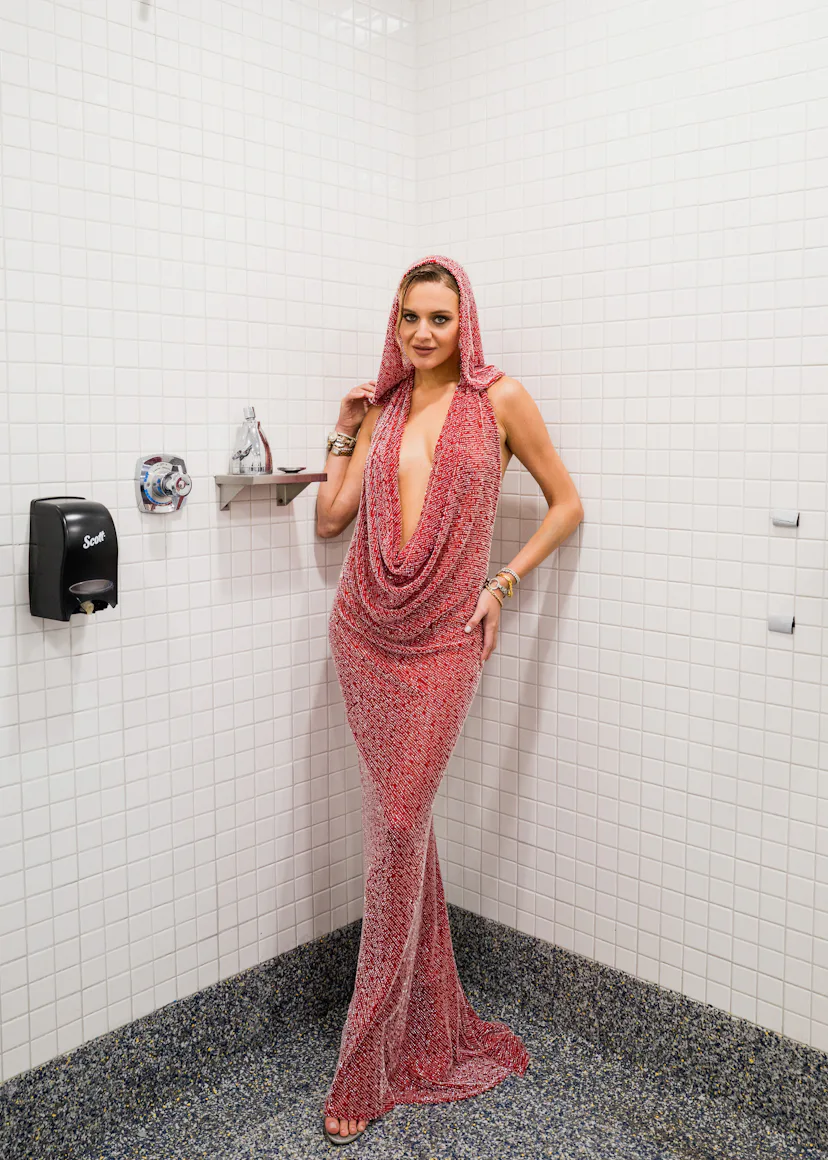 kelsea ballerini orange dress 20 Western Outfit Ideas Kelsea Ballerini Style for Cute Glam