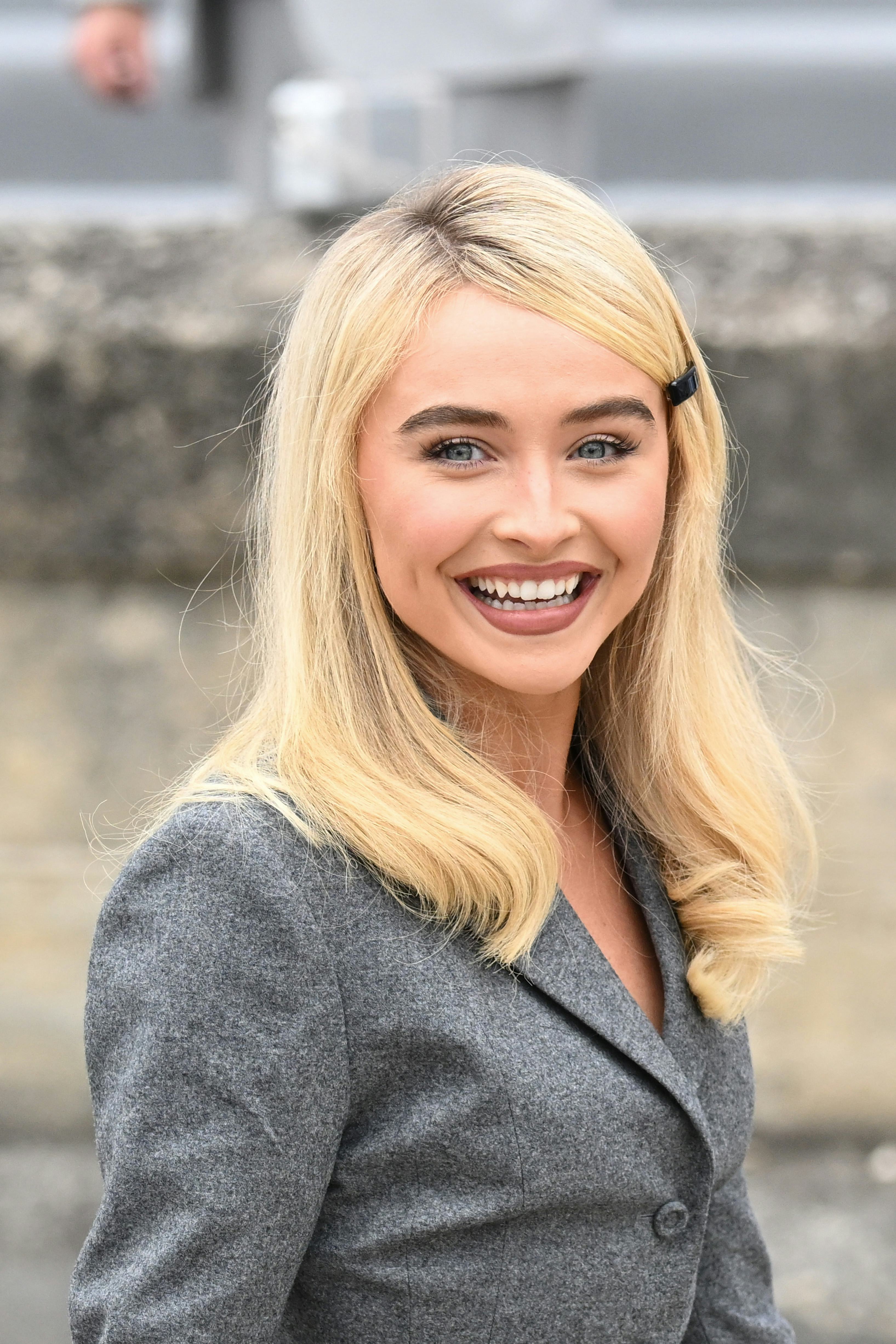 PARIS, FRANCE - JUNE 27:  Sabrina Carpenter attends the Dior Homme Menswear Spring/Summer 2026 show ...
