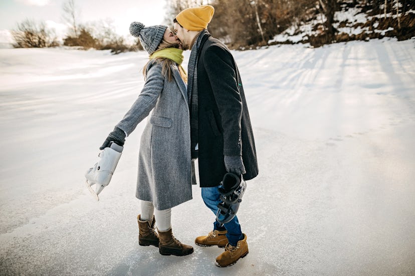 Sagittarius will have fun dating this season.