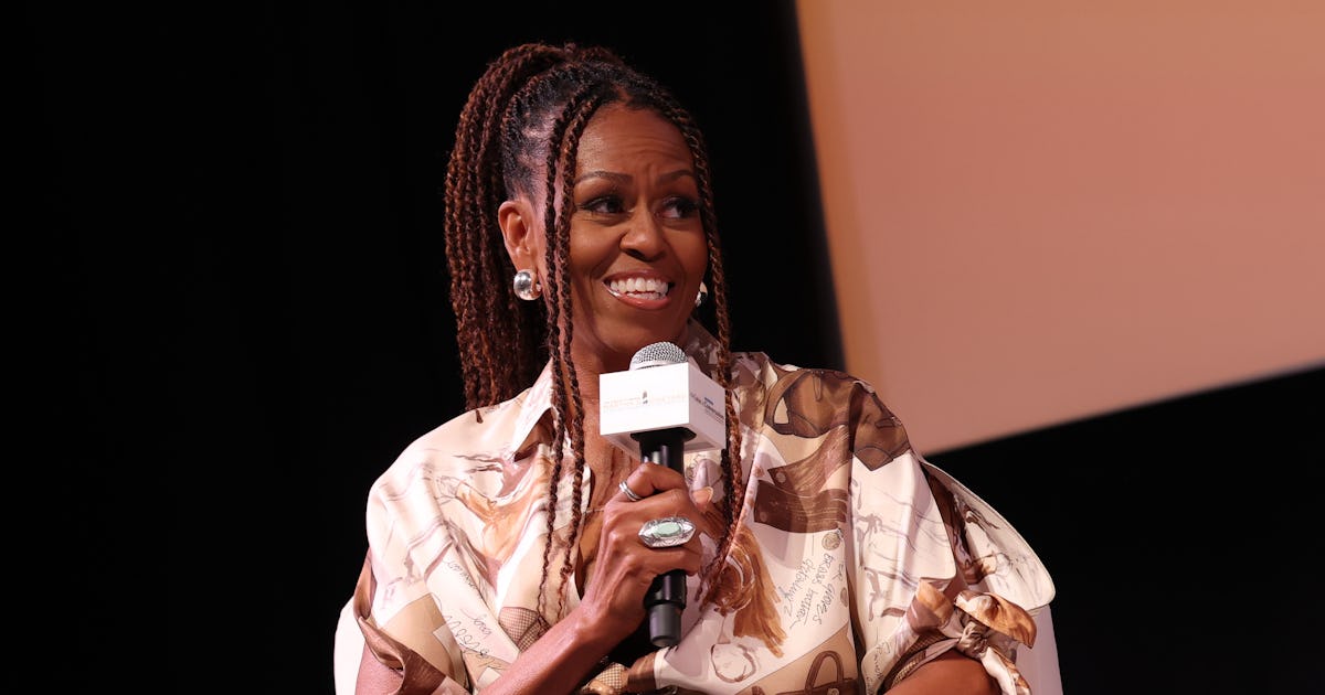 Michelle Obama Admits She Won't Take Parenting Advice From "Young Mommy Bloggers"