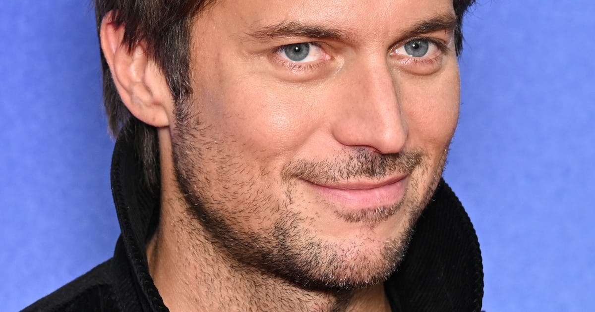 'Emily In Paris' Star Lucas Bravo Opened Up About "Objectifying" Fan Encounters