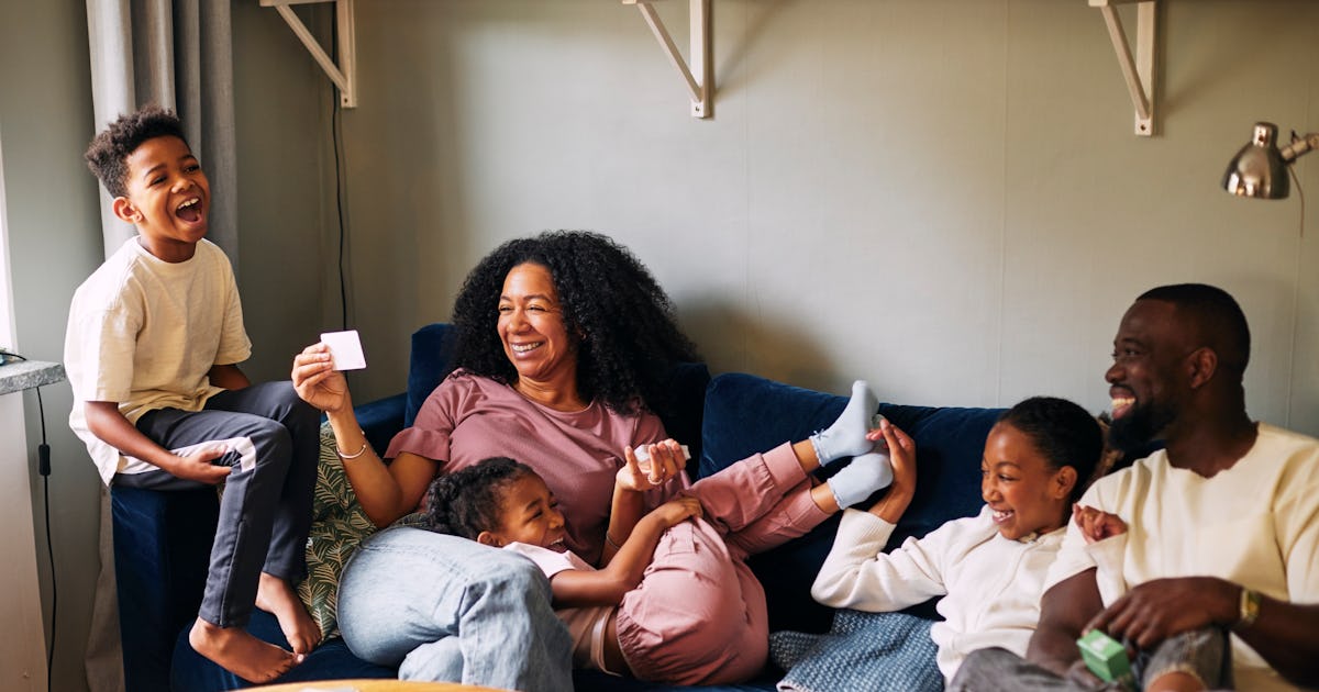 How To Make A Digital Detox Work For Your Family (It's Easier Than It Sounds)