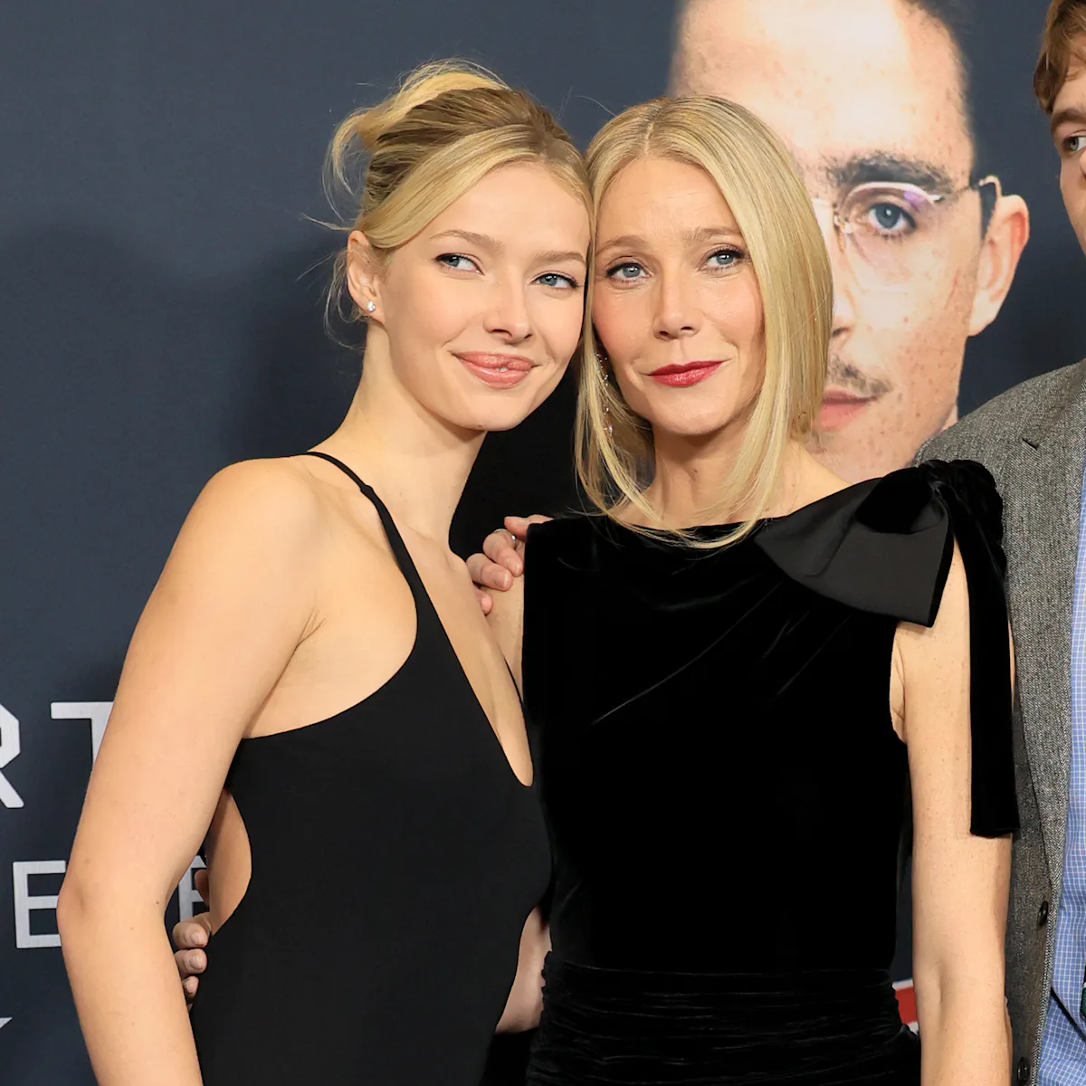 Apple Martin Wears Gwyneth Paltrow's Iconic 1996 Calvin Klein Gown Apple Martin Wears Gwyneth Paltrow's Iconic 1996 Calvin Klein Gown