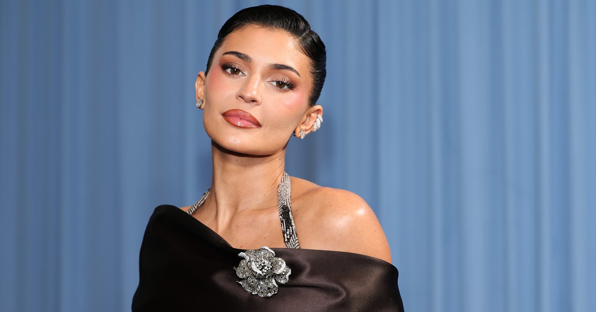 Kylie Jenner Served Sexy Showgirl Energy In A Cutout Dress For Her Holiday Party