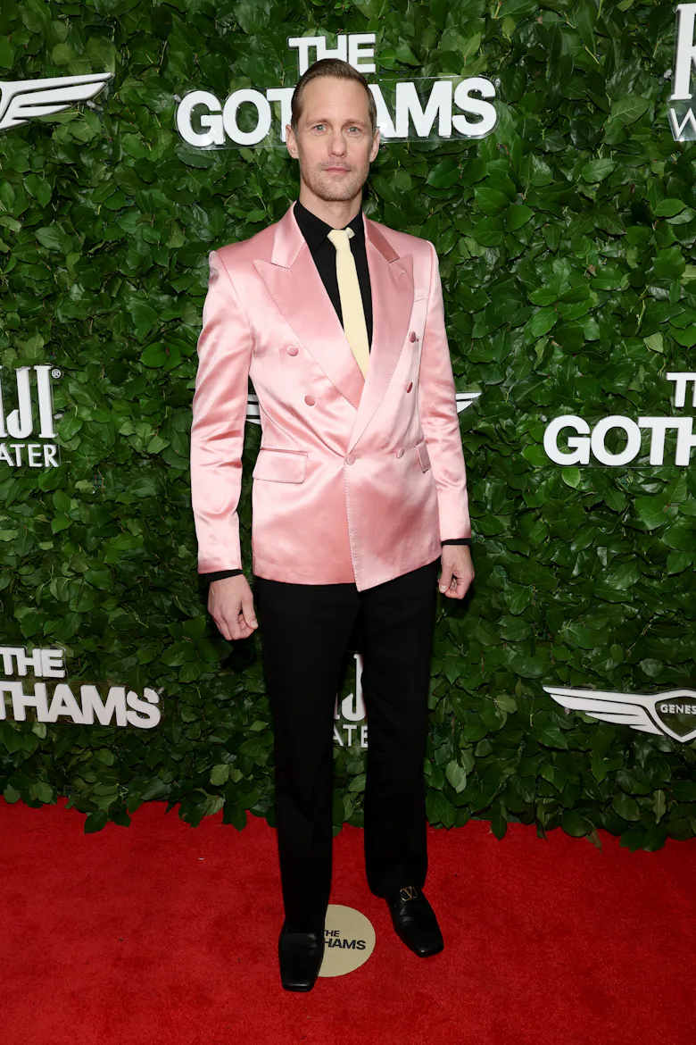 NEW YORK, NEW YORK - DECEMBER 01: Alexander Skarsgård attends The Gotham Awards at Cipriani Wall Str...