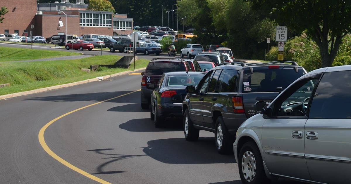 A Mom Wants To Know Why Some Parents Are Waiting 1-2 Hours At School Pick-Up
