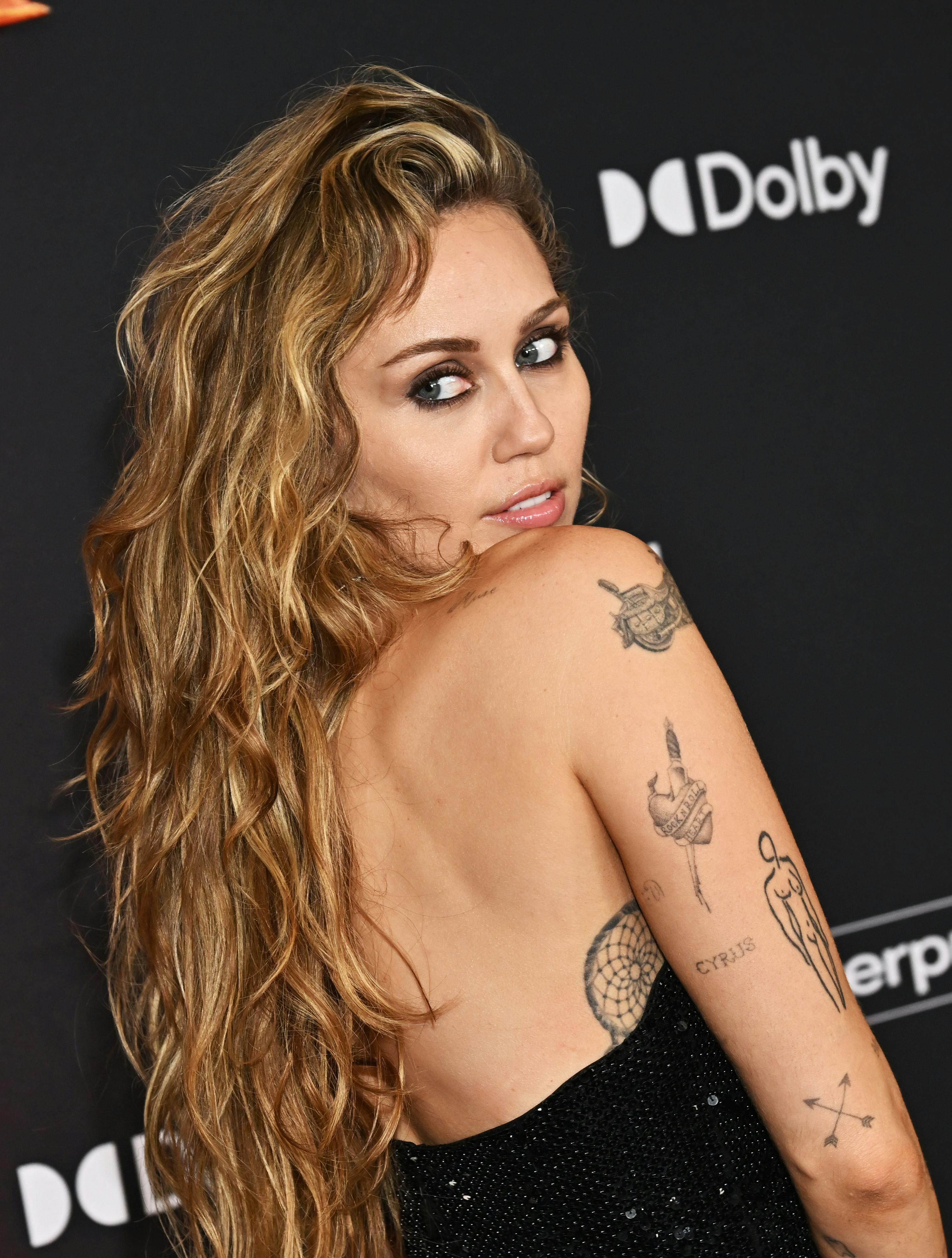 Miley Cyrus' Engagement Ring