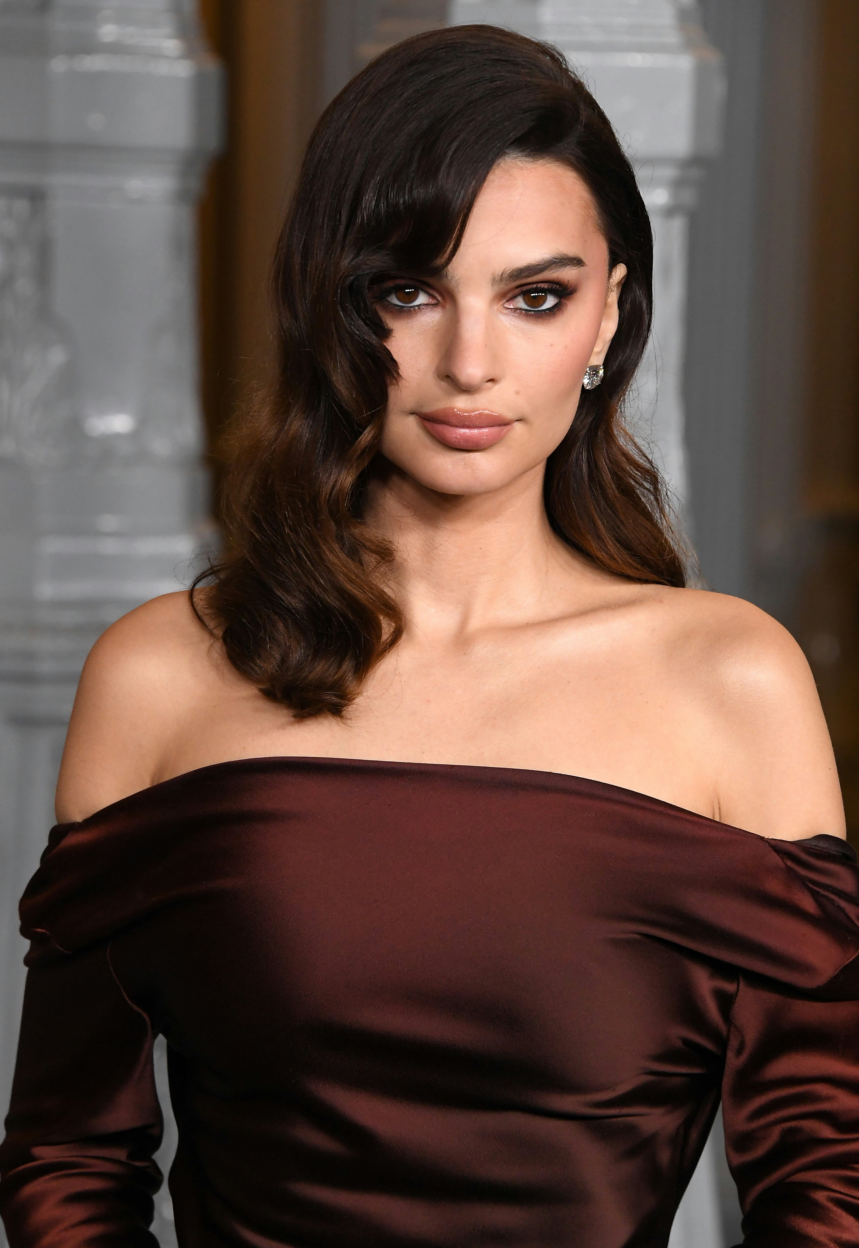 Emily Ratajkowski arrives at the 2024 LACMA Art+Film Gala at Los Angeles County Museum of Art on Nov...
