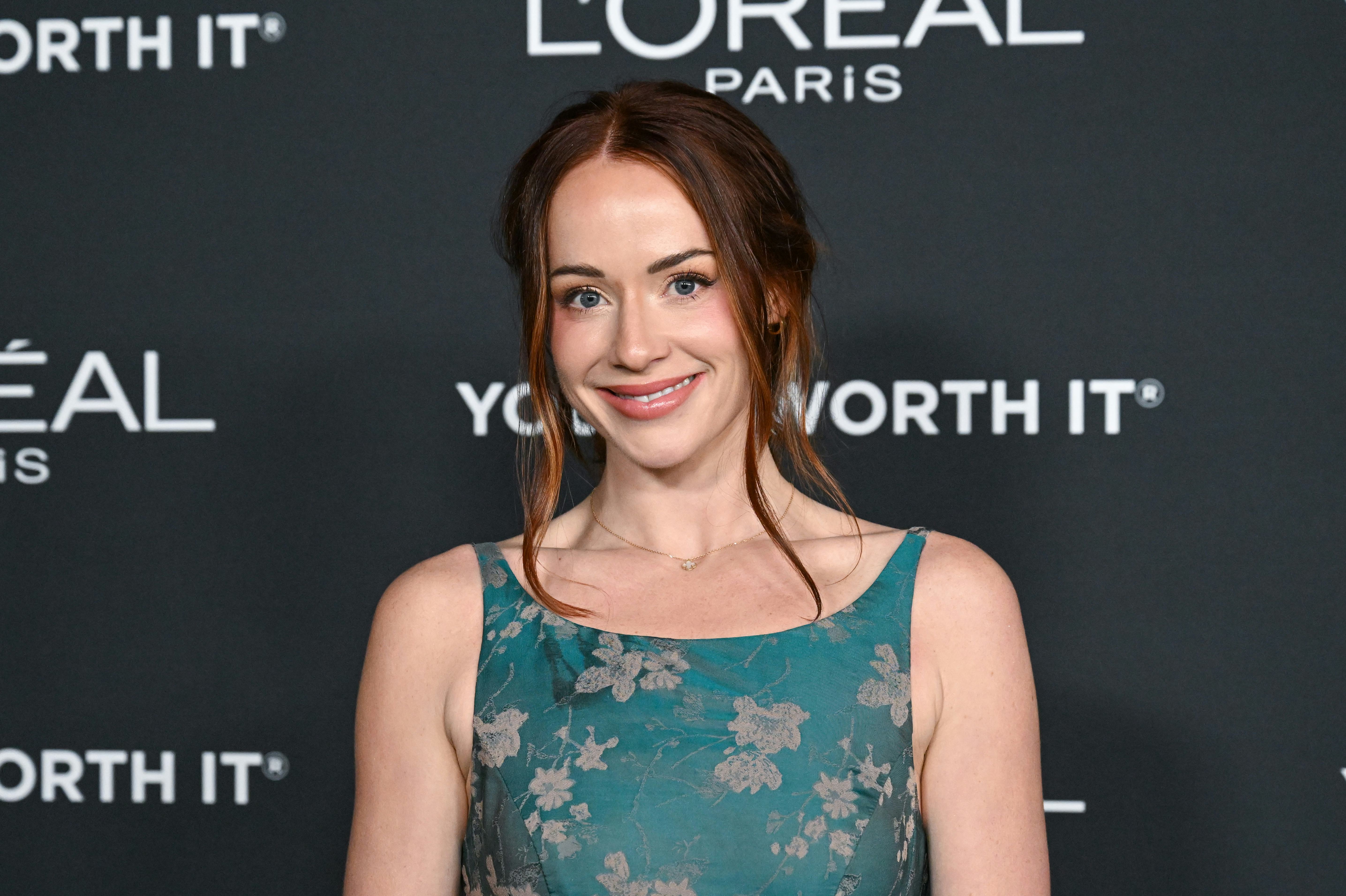 Whitney Leavitt says the 'Mormon Wives' cast is coming to opening night of 'Chicago.'