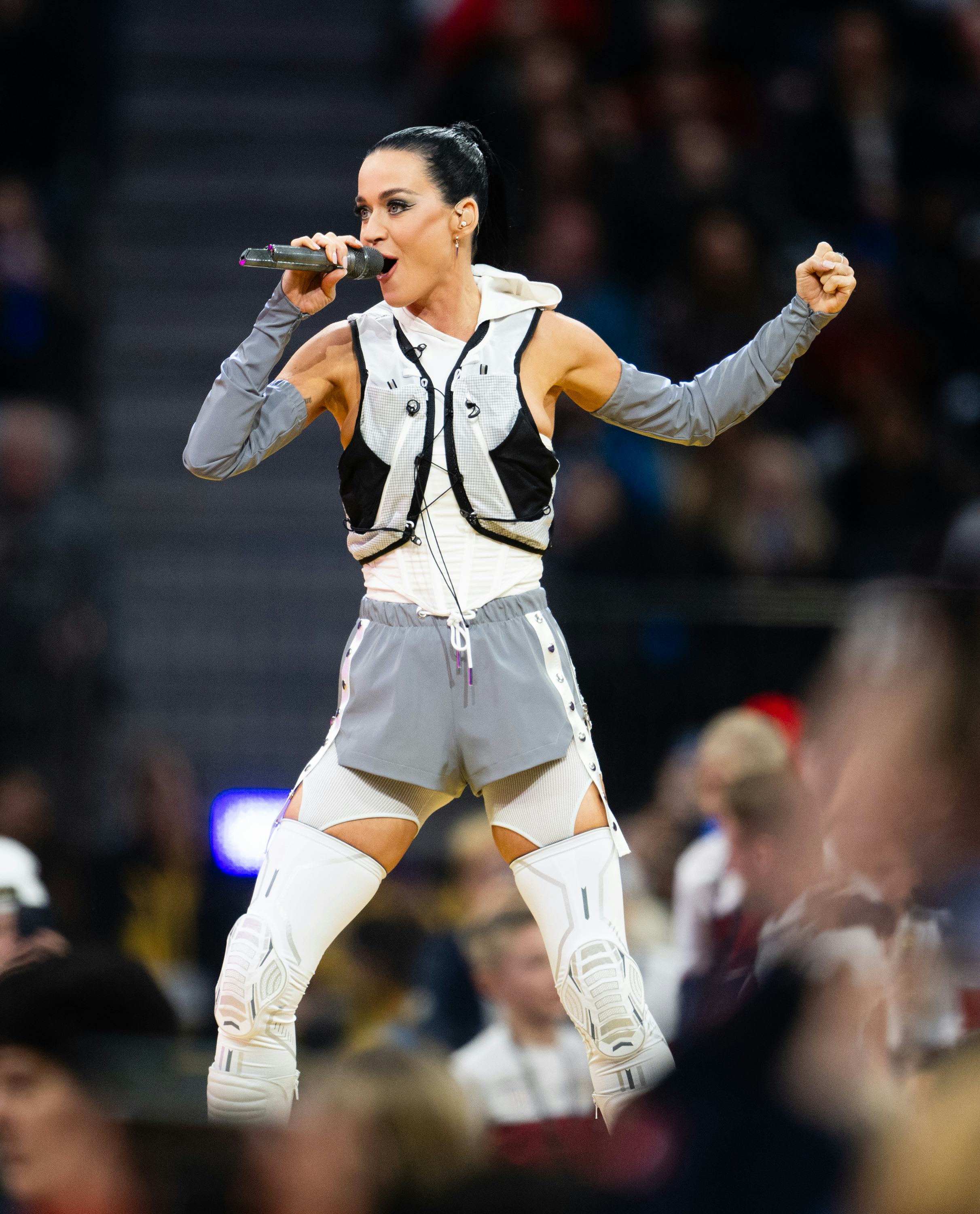 Katy Perry wore a white corset and garters at the Invictus Games.