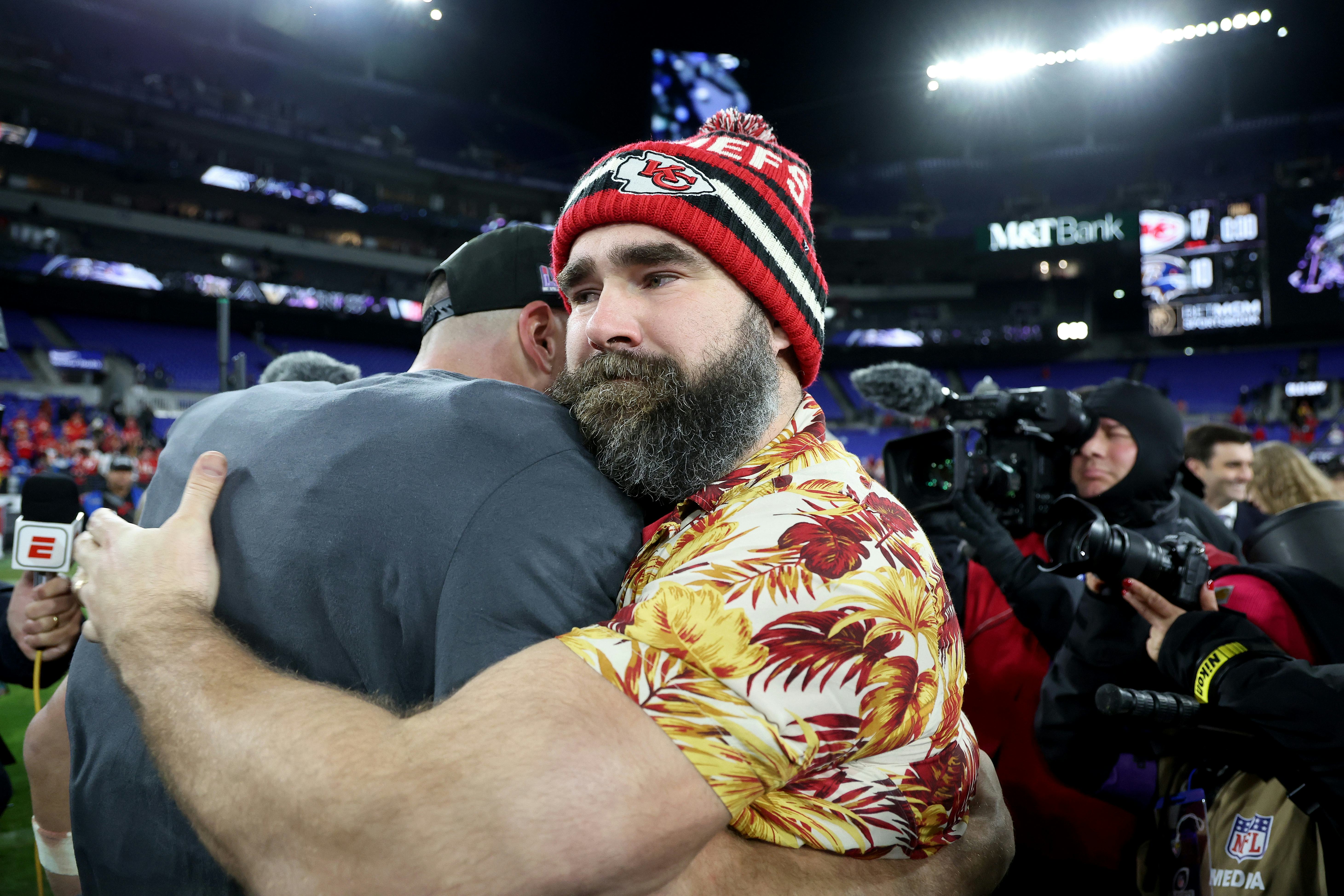 Travis Kelce #87 of the Kansas City Chiefs celebrates with his brother Jason Kelce after a 17-10 vic&hellip;