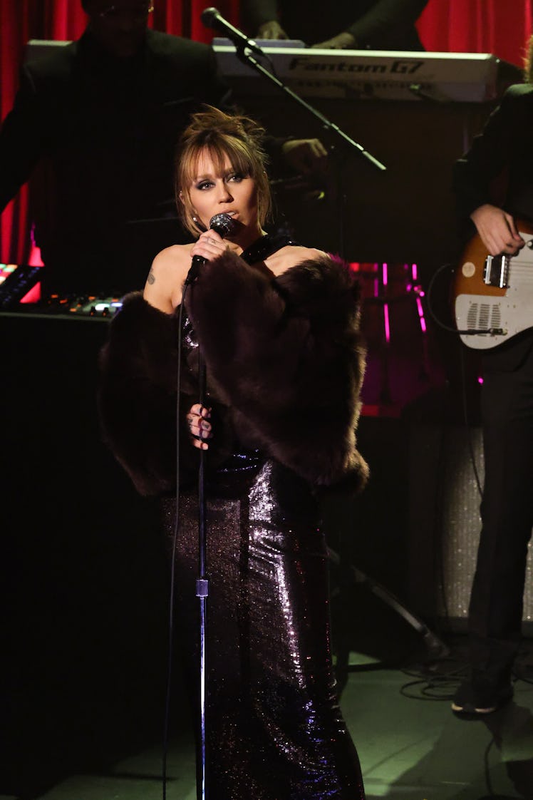 SNL50: THE ANNIVERSARY SPECIAL -- Pictured: Miley Cyrus performs "Nothing Compares 2 U" on February ...