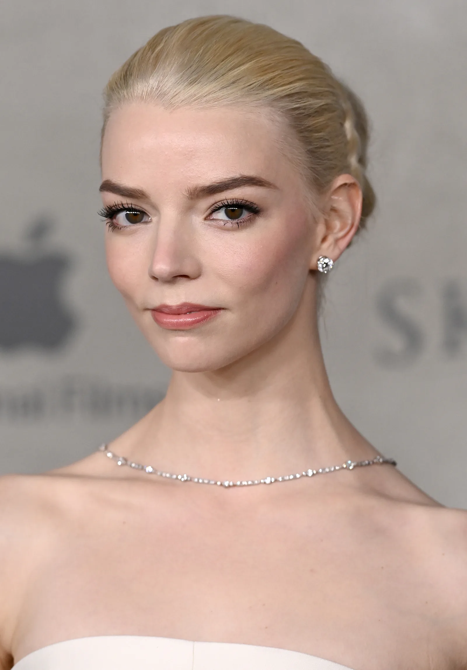 Anya Point Anya Taylor-Joy Nip Slip: What Really Happened Behind the Viral ...