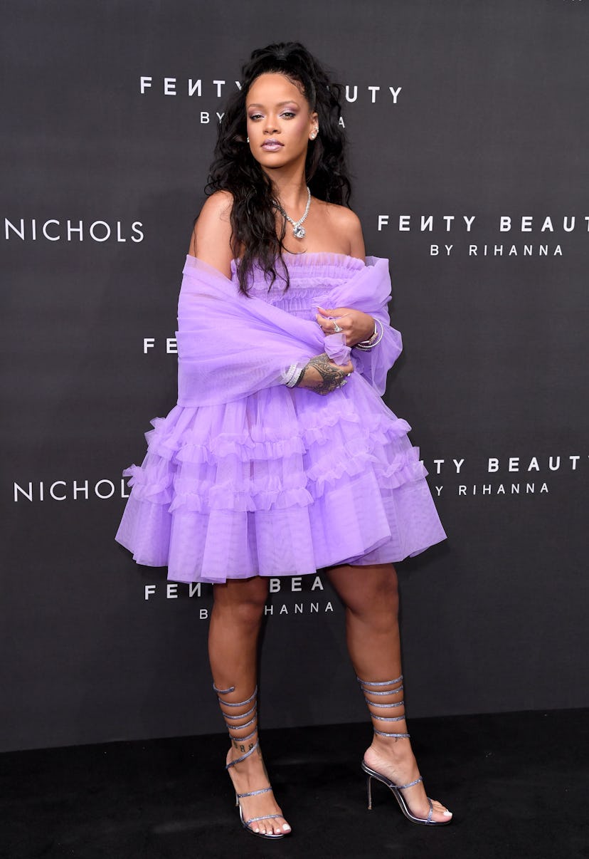 Лондон, Англия - 19 сентября: Рианна посещает вечеринку «Fenty Beauty» Рианны в Харве ...