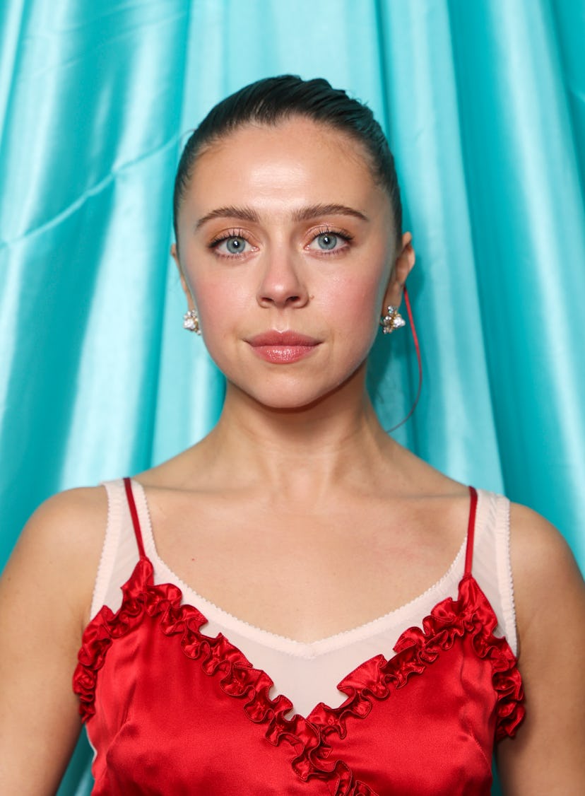 Лондон, Англия - 16 февраля: Бел Паули присутствует на Британской Vogue X GQ Bafta Fashion & Film Party ...